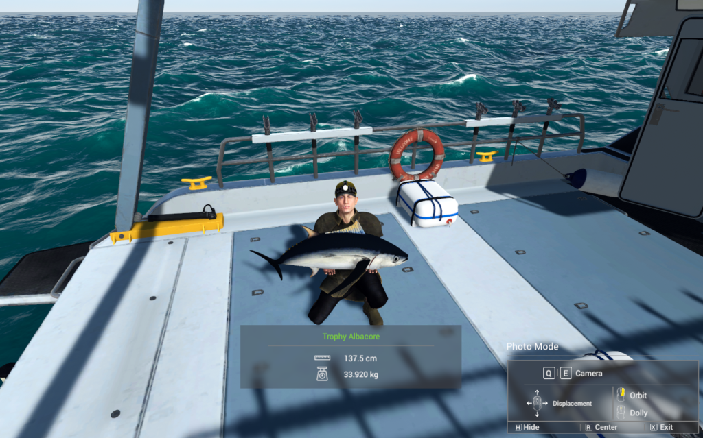 Trophy Albacore held on the Valkyrie deck in Fishing Planet at Kaiji No Ri Japan